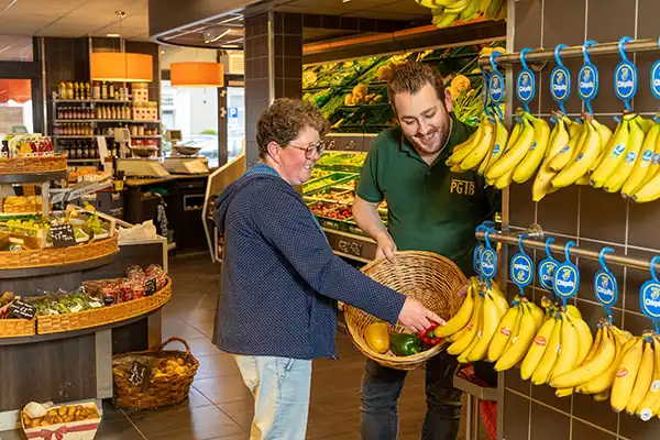 24 uurs zorg boodschappen doen.